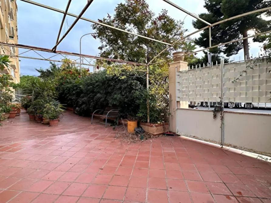 Immagine 7 di Appartamento in vendita  in Via Raffaele La Valle a Palermo