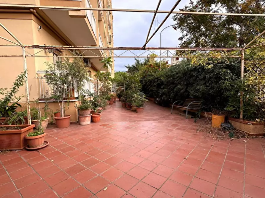 Immagine 9 di Appartamento in vendita  in Via Raffaele La Valle a Palermo