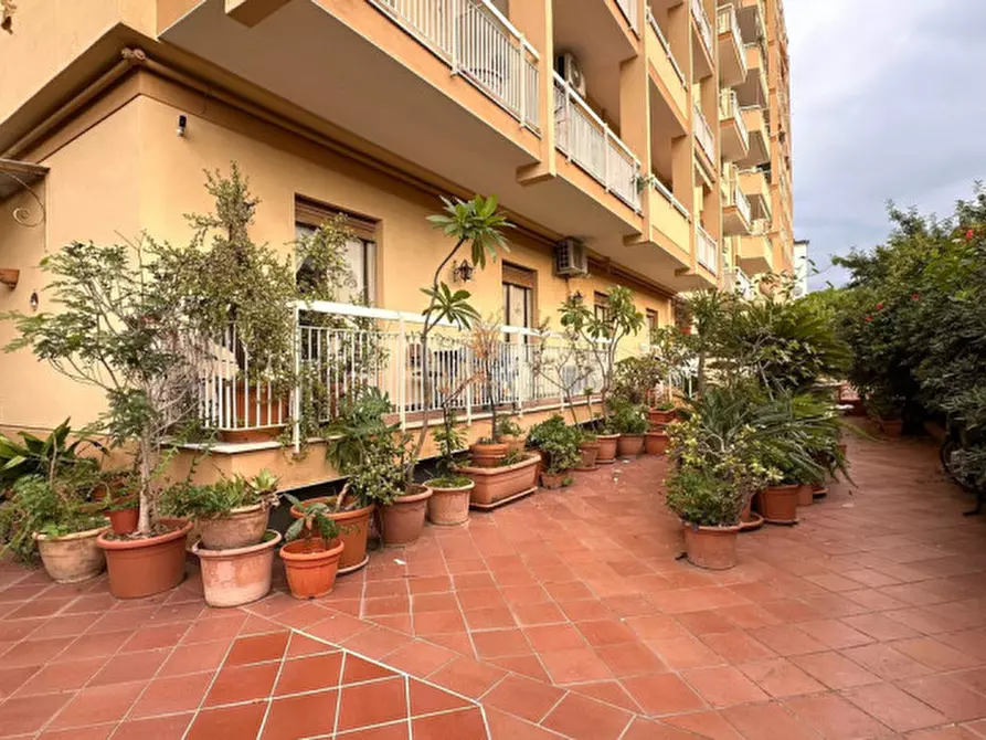 Immagine 14 di Appartamento in vendita  in Via Raffaele La Valle a Palermo