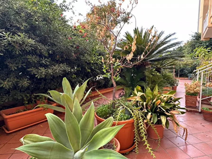 Immagine 18 di Appartamento in vendita  in Via Raffaele La Valle a Palermo