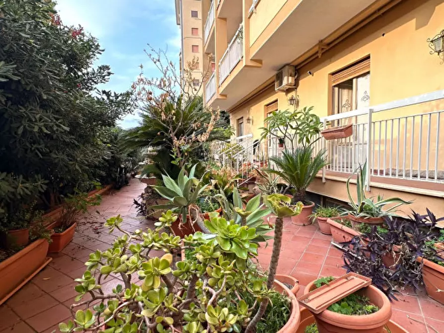 Immagine 21 di Appartamento in vendita  in Via Raffaele La Valle a Palermo