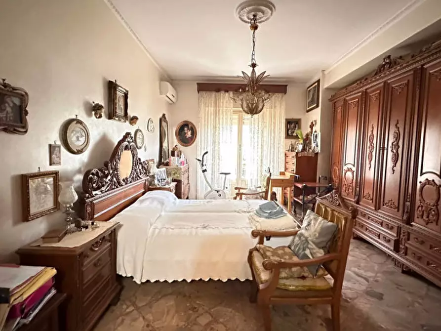 Immagine 40 di Appartamento in vendita  in Via Raffaele La Valle a Palermo