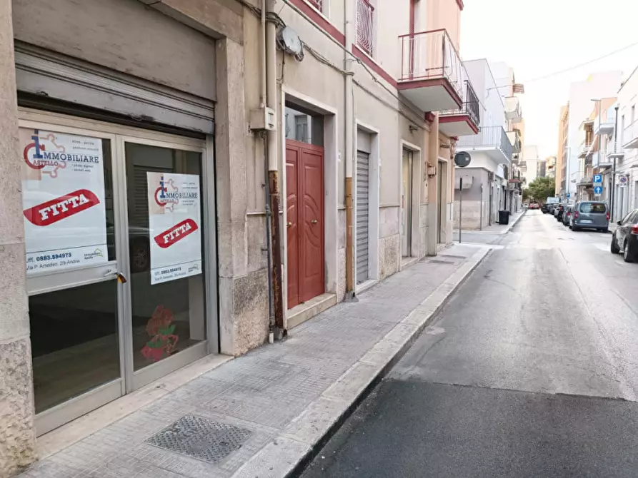 Immagine 2 di Negozio in affitto  in VIA LORENZO BONOMO, 45 a Andria
