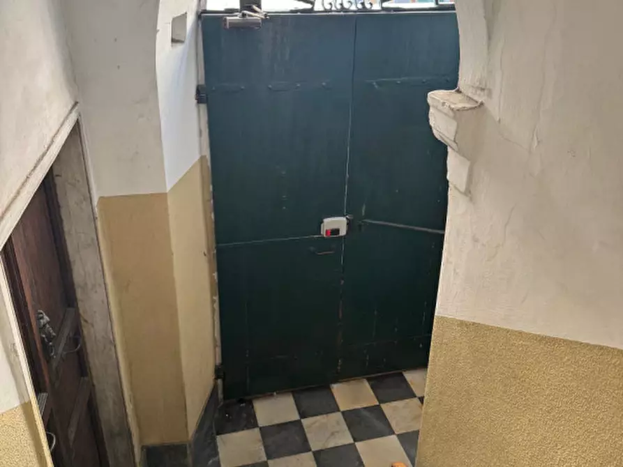 Immagine 9 di Appartamento in vendita  in Via Roma a Santa Margherita Ligure
