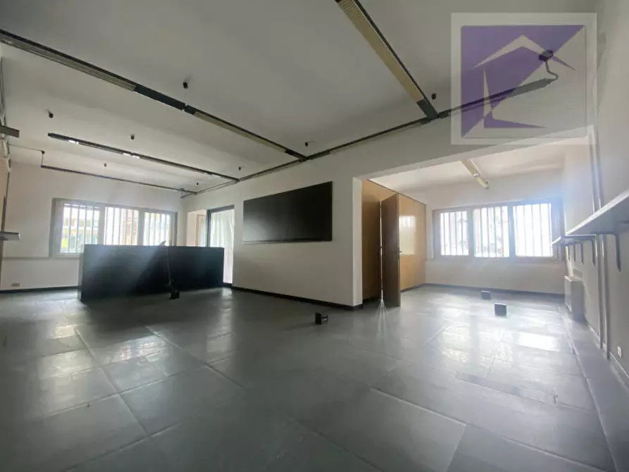 Immagine 5 di Negozio in affitto  a Massanzago