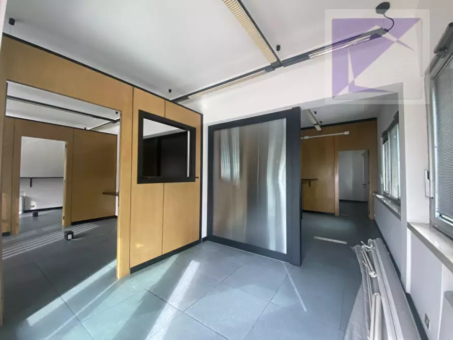 Immagine 10 di Negozio in affitto  a Massanzago