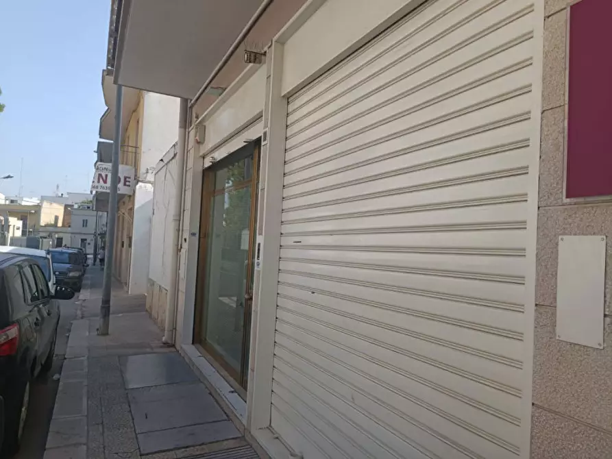Immagine 1 di Negozio in affitto  in VIA SOSTA SAN RICCARDO, 55 a Andria