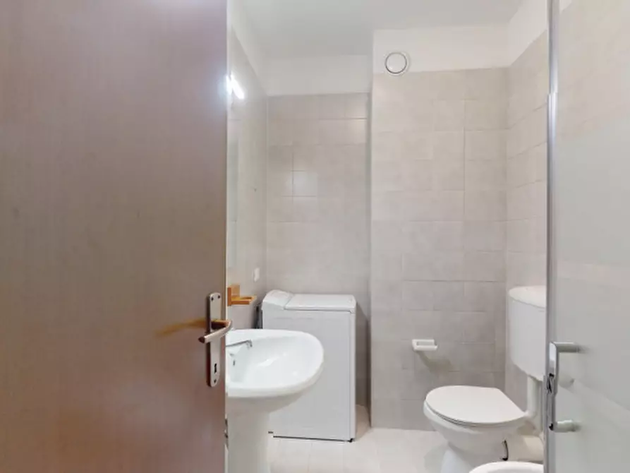 Immagine 9 di Appartamento in vendita  in Via Enrico Fermi a Vicenza