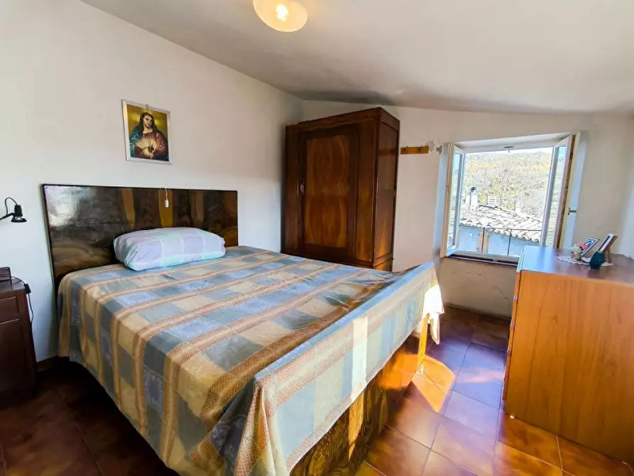 Immagine 11 di Casa indipendente in vendita  in Cavoleto a Piandimeleto