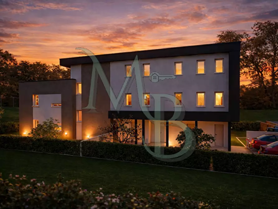 Immagine 1 di Attico in vendita  in Via Papa Luciani a Martellago