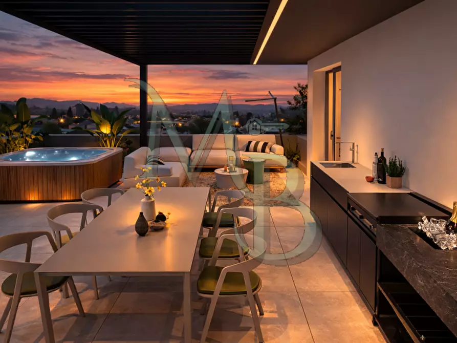 Immagine 11 di Attico in vendita  in Via Papa Luciani a Martellago