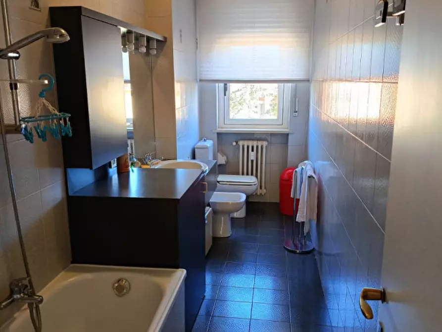 Immagine 9 di Appartamento in vendita  in Strada Alessandria 171 a Casale Monferrato