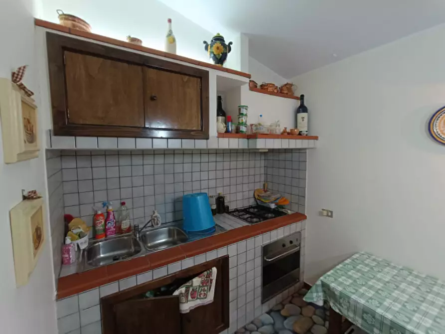 Immagine 11 di Villa in vendita  a Andria