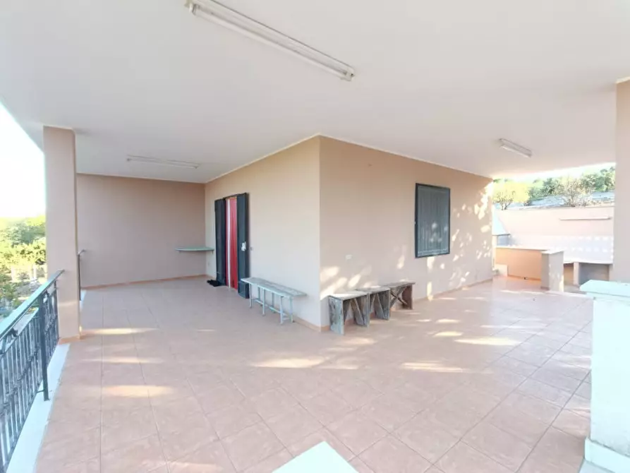 Immagine 8 di Villa in vendita  a Andria