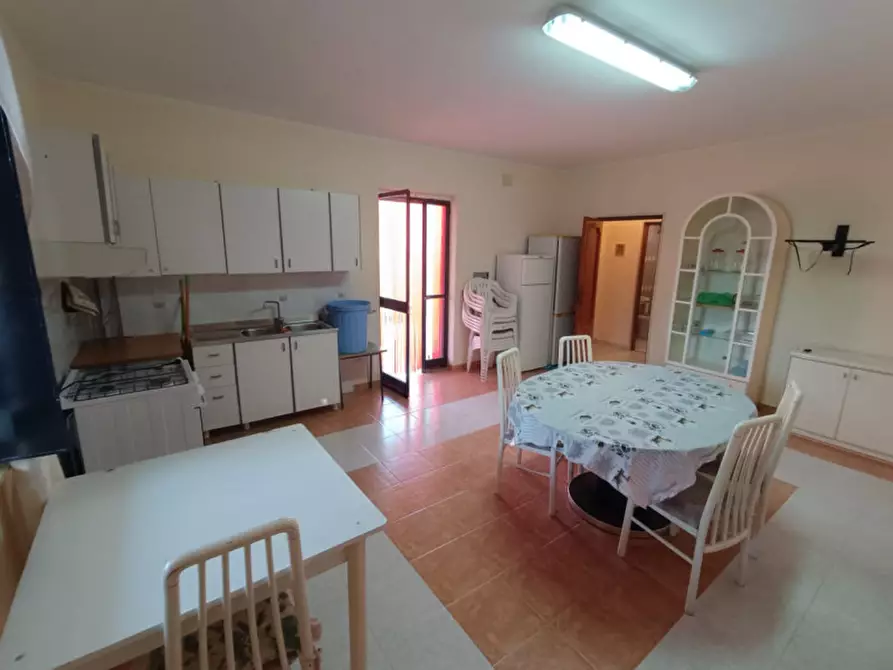 Immagine 12 di Villa in vendita  a Andria