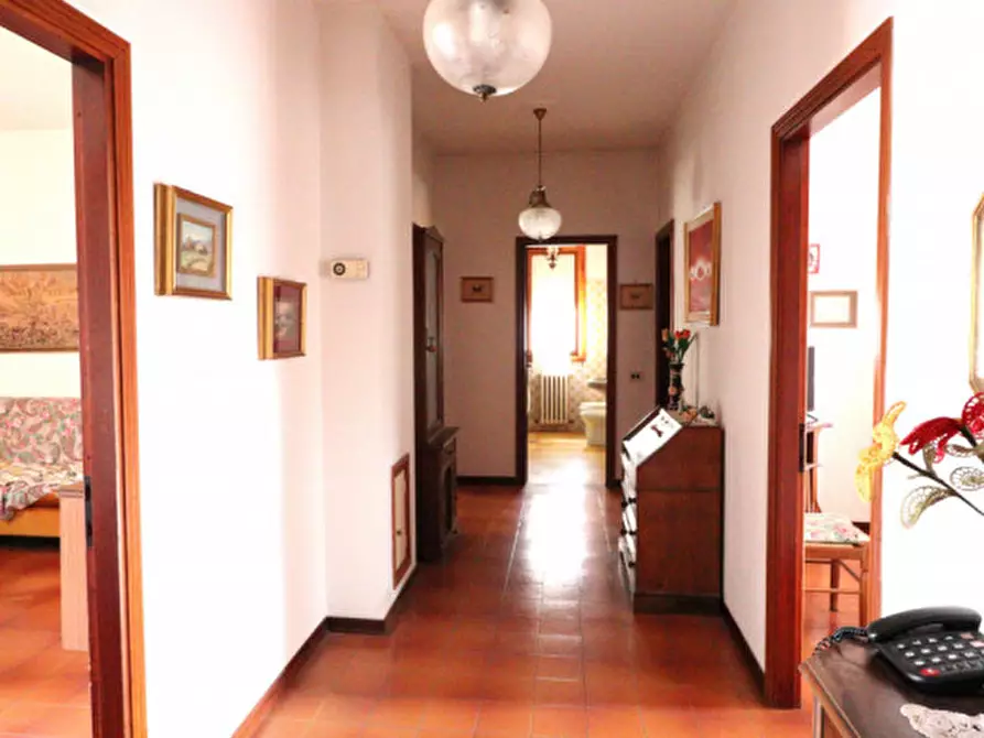 Immagine 6 di Appartamento in vendita  in Via Toscanini a Bucine