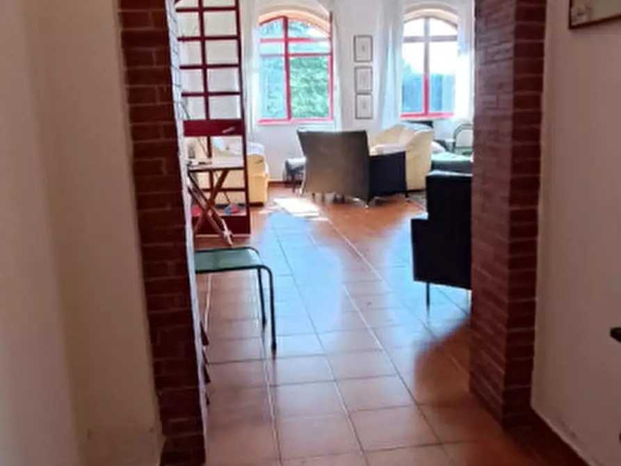 Immagine 10 di Villa in vendita  in via castel del monte a Andria