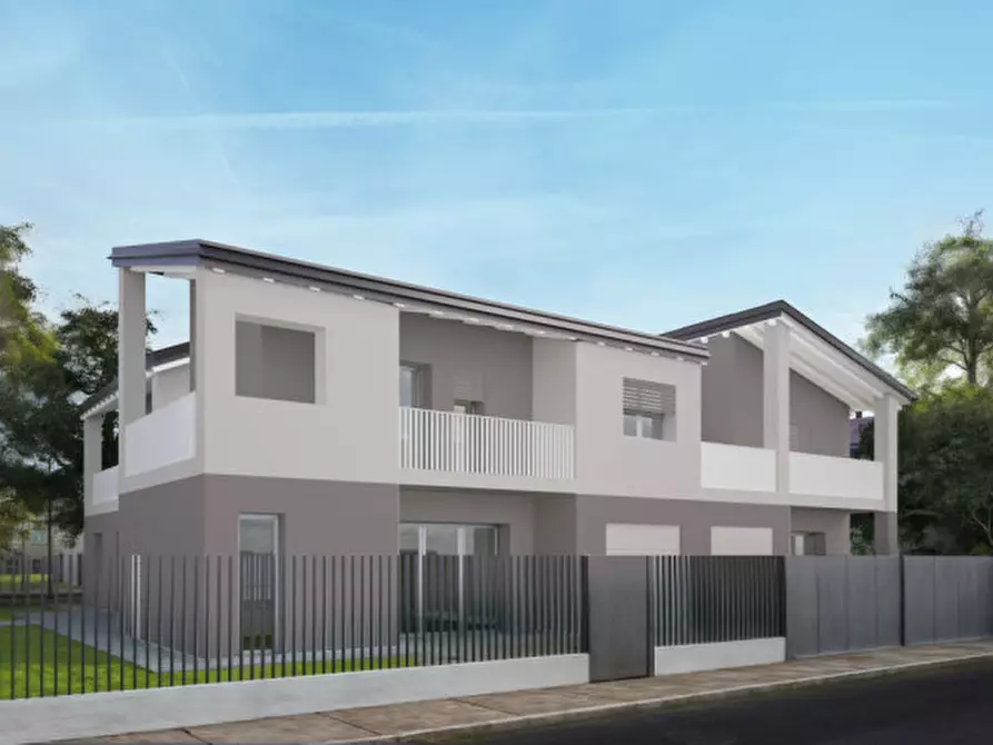 Immagine 2 di Casa quadrifamiliare in vendita  in Strada Martinella 320 a Parma