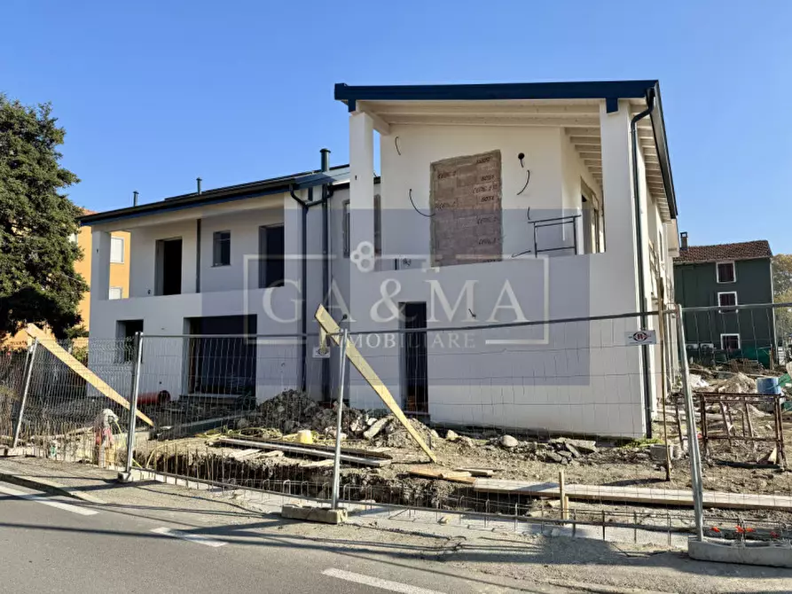 Immagine 5 di Casa quadrifamiliare in vendita  in Strada Martinella 320 a Parma