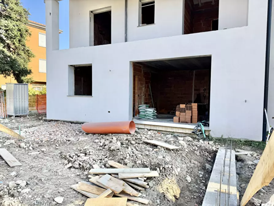 Immagine 7 di Casa quadrifamiliare in vendita  in Strada Martinella 320 a Parma