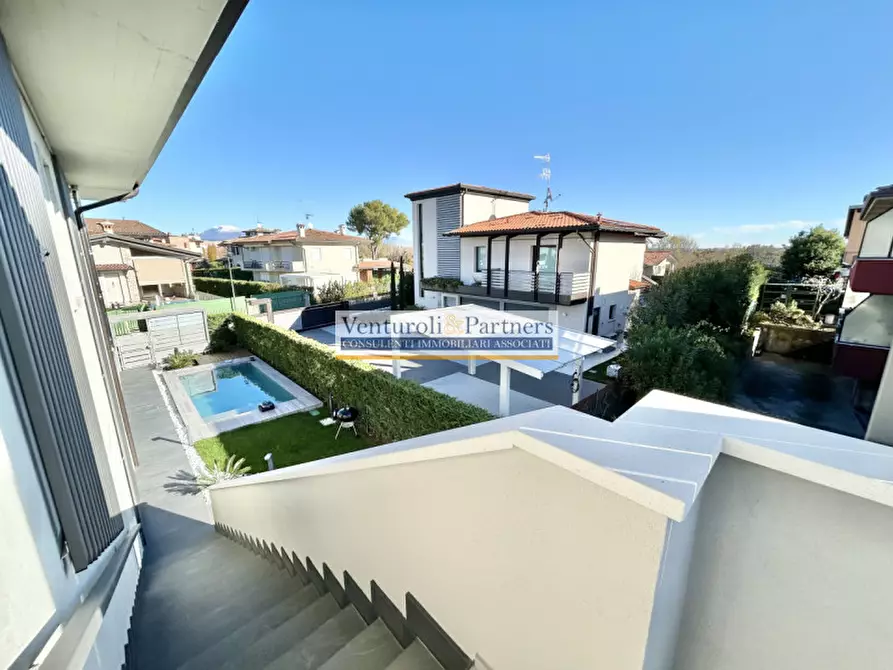 Immagine 28 di Appartamento in vendita  in Via Cassio a Desenzano Del Garda