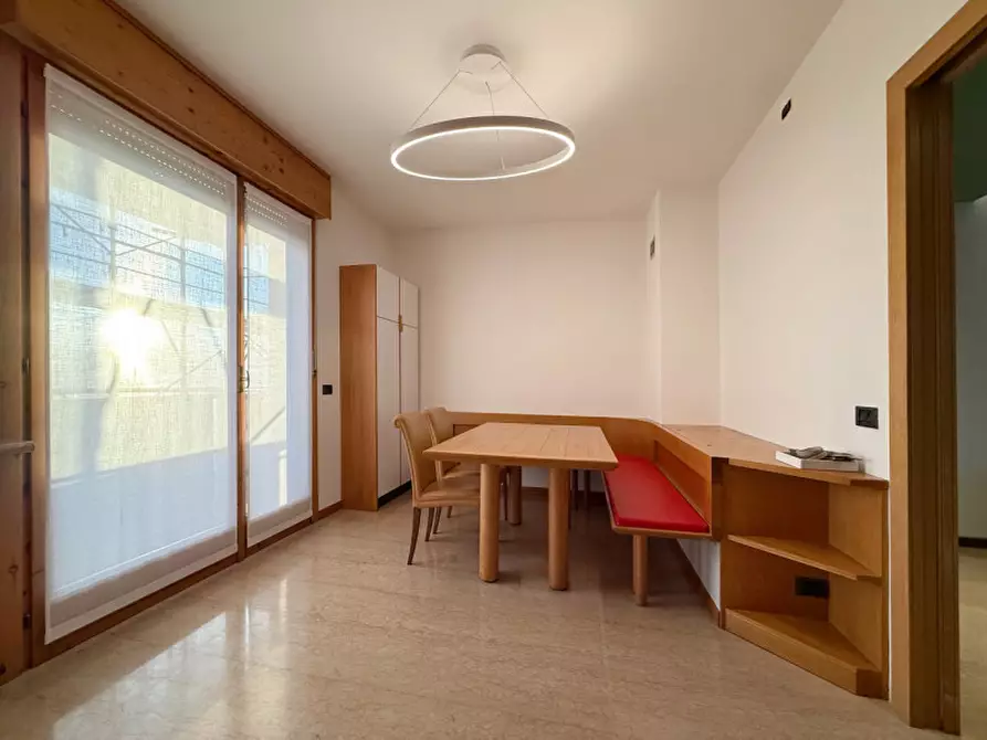 Immagine 6 di Appartamento in vendita  in via roveggia 108 a Verona