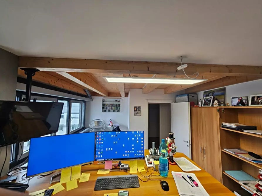 Immagine 1 di Ufficio in vendita  in Via Enrico Fermi - Enrico-Fermi-Straße a Bolzano