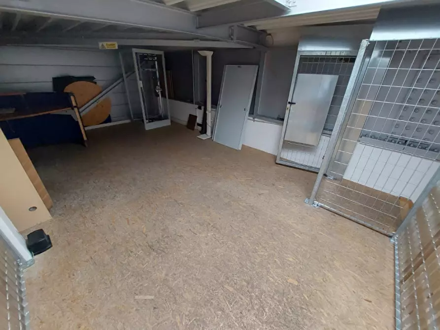 Immagine 12 di Ufficio in vendita  in Via Enrico Fermi - Enrico-Fermi-Straße a Bolzano