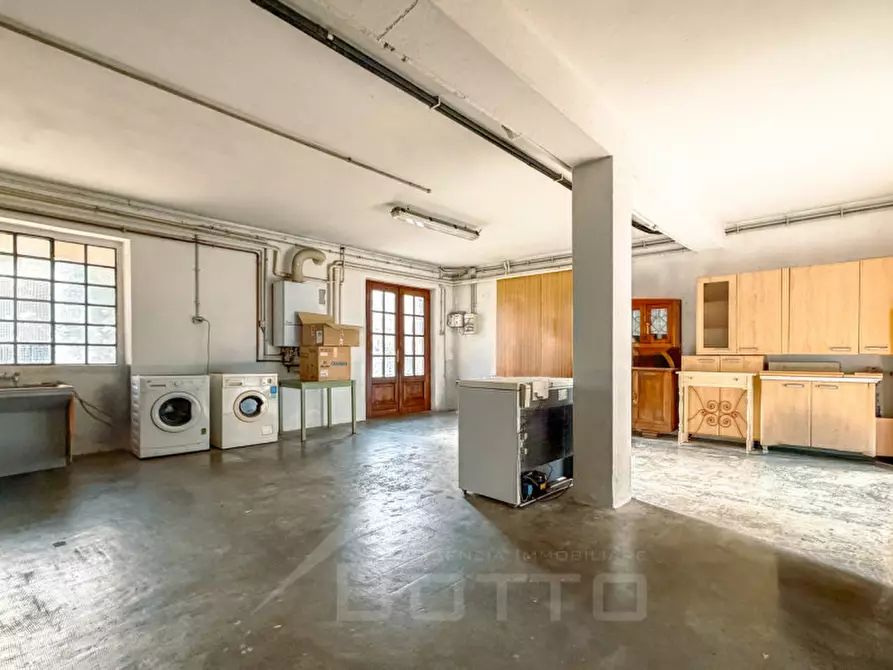 Immagine 33 di Casa bifamiliare in vendita  in Via Ceretti 8 a Casale Corte Cerro