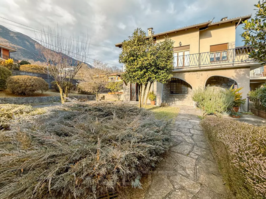 Immagine 50 di Casa bifamiliare in vendita  in Via Ceretti 8 a Casale Corte Cerro