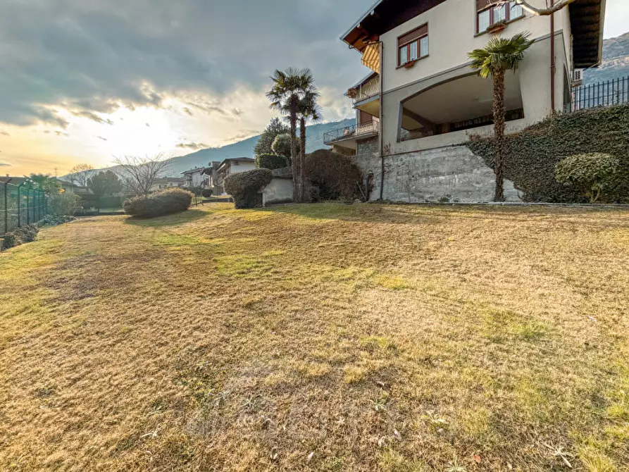 Immagine 59 di Casa bifamiliare in vendita  in Via Ceretti 8 a Casale Corte Cerro