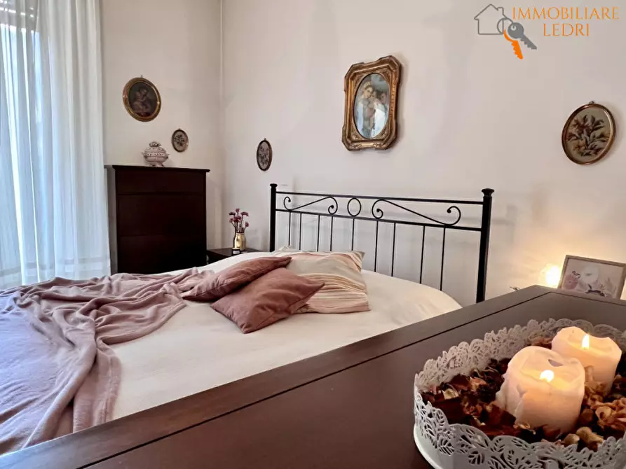 Immagine 3 di Appartamento in vendita  in via Tiziano a Verona