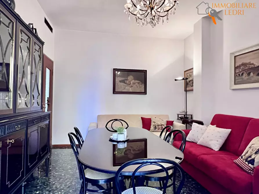 Immagine 6 di Appartamento in vendita  in via Tiziano a Verona