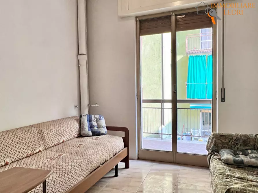 Immagine 16 di Appartamento in vendita  in via Tiziano a Verona