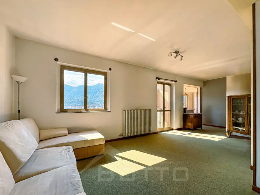 Immagine 2 di Appartamento in vendita  in Via Repubblica 60 a Omegna