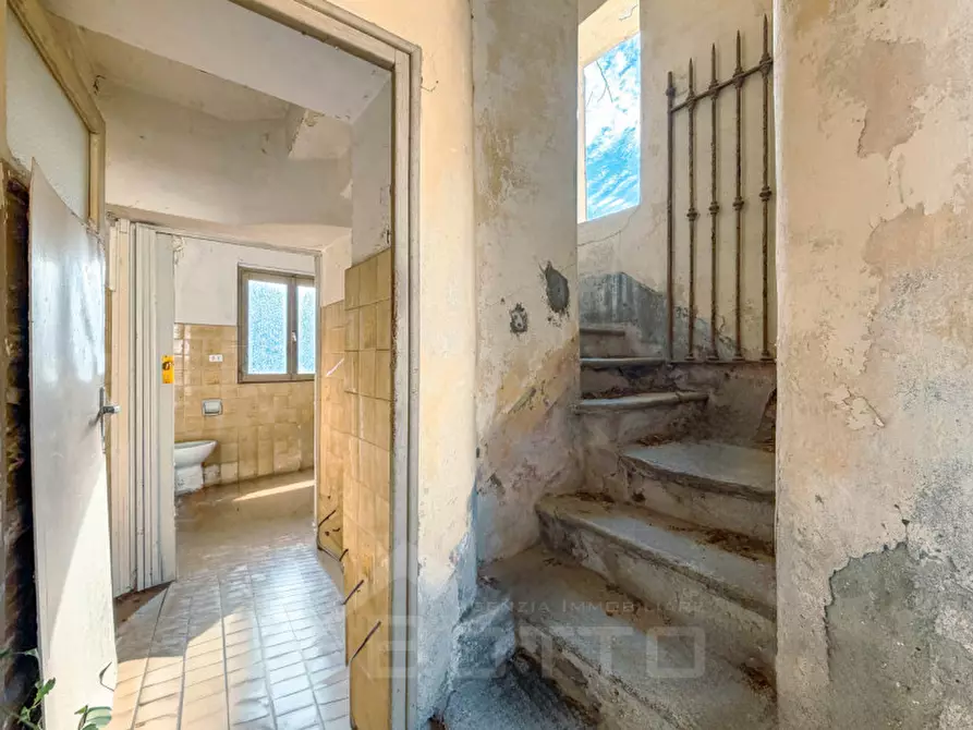 Immagine 13 di Casa indipendente in vendita  in vicolo caraffa 4 a Casale Corte Cerro