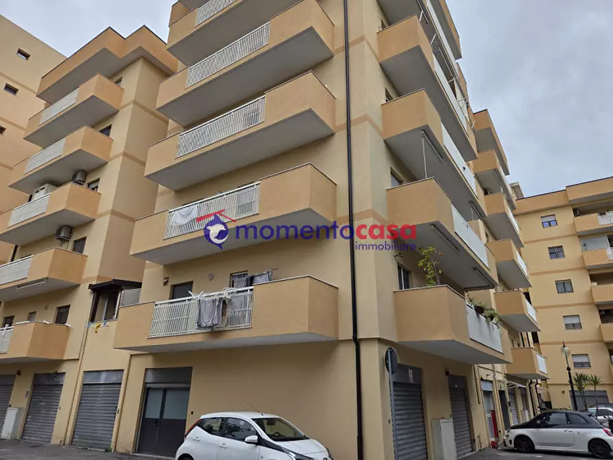 Immagine 2 di Appartamento in vendita  in Via Sbarre Centrali 715 a Reggio Di Calabria