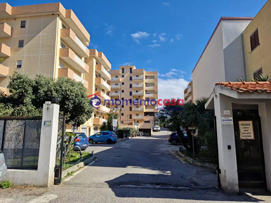 Immagine 4 di Appartamento in vendita  in Via Sbarre Centrali 715 a Reggio Di Calabria
