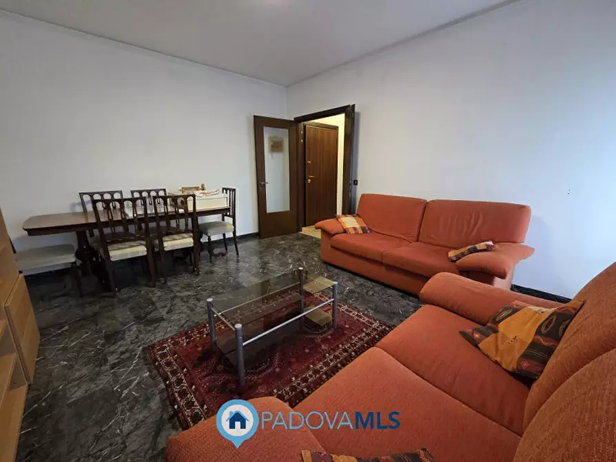 Immagine 2 di Appartamento in vendita  in Via Francesco Petrarca a Noventa Padovana