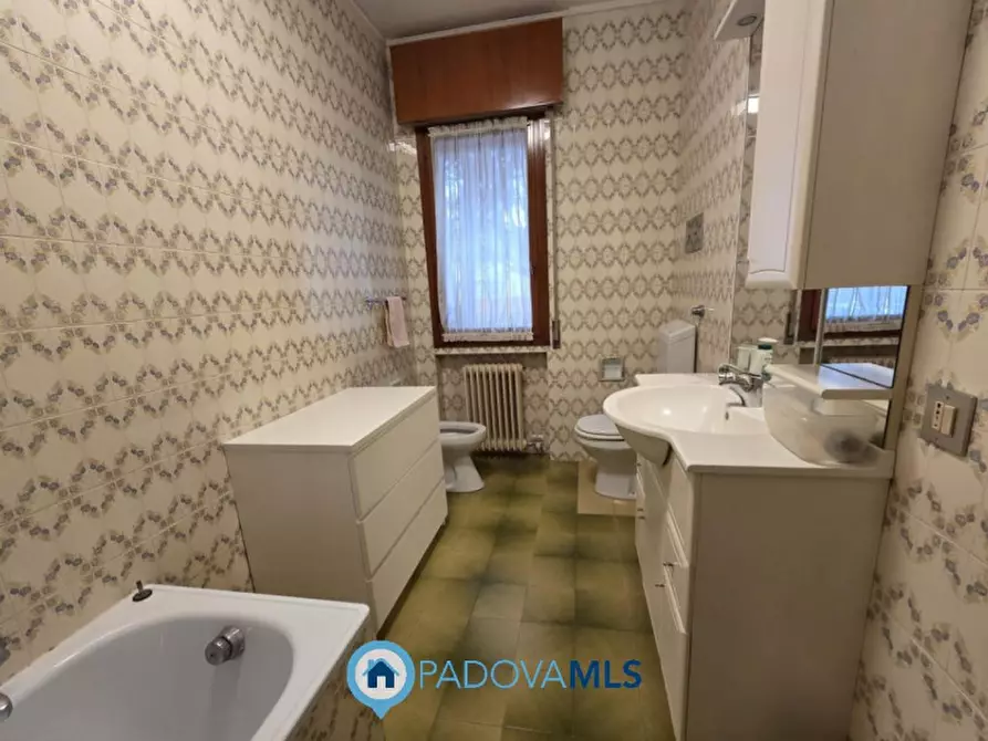 Immagine 11 di Appartamento in vendita  in Via Francesco Petrarca a Noventa Padovana
