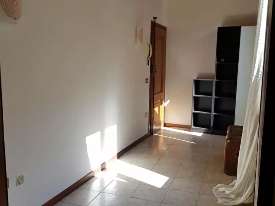 Immagine 2 di Appartamento in affitto  in Strada XXII Luglio, 45 a Parma