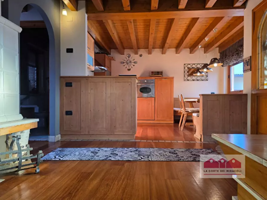 Immagine 5 di Appartamento in vendita  in Via Gaiga a Roana