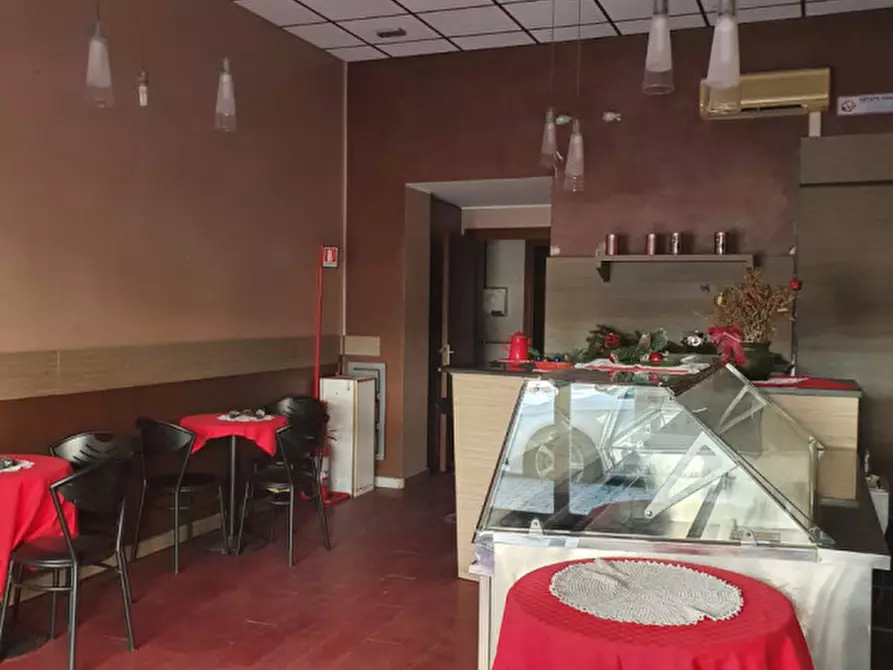 Immagine 5 di Attività commerciale in vendita  in Via Torino 8 a Cuorgnè