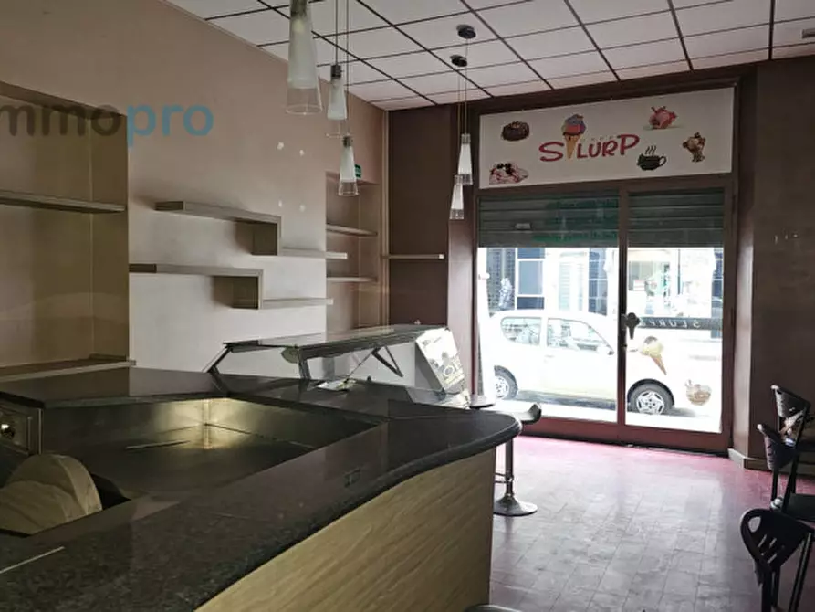 Immagine 11 di Attività commerciale in vendita  in Via Torino 8 a Cuorgnè
