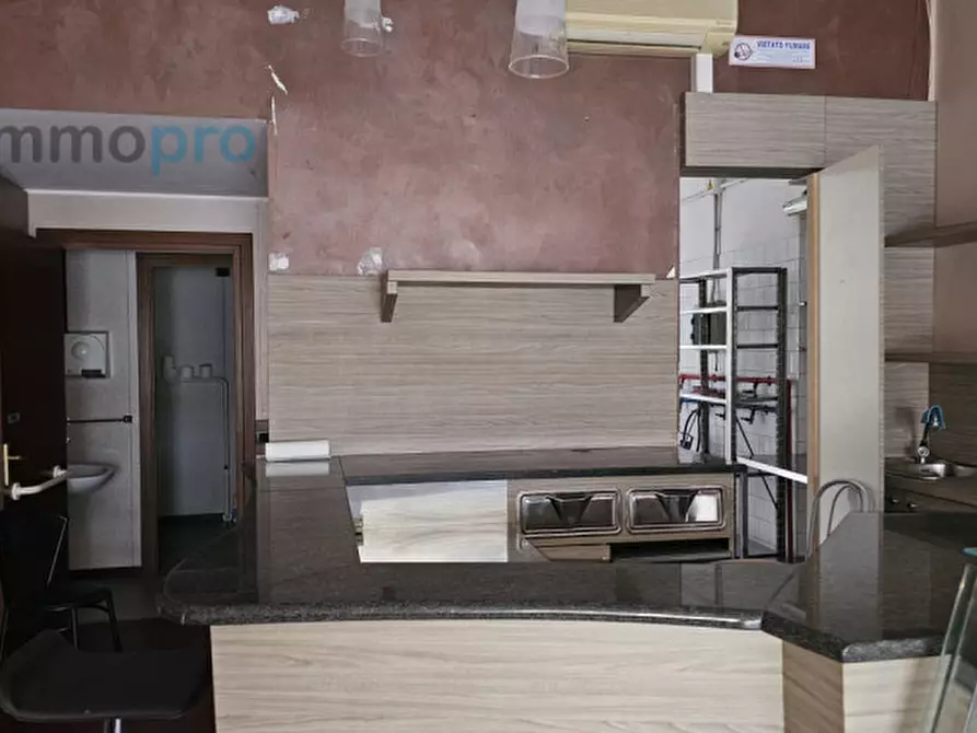 Immagine 12 di Attività commerciale in vendita  in Via Torino 8 a Cuorgnè