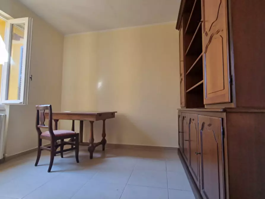 Immagine 15 di Palazzo in vendita  in via giuseppe di vittorio a Novi Di Modena