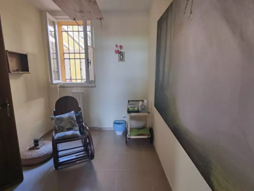 Immagine 16 di Palazzo in vendita  in via giuseppe di vittorio a Novi Di Modena