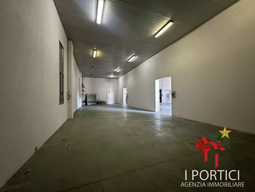 Immagine 4 di Capannone industriale in affitto  in Viale Kennedy a Scorzè