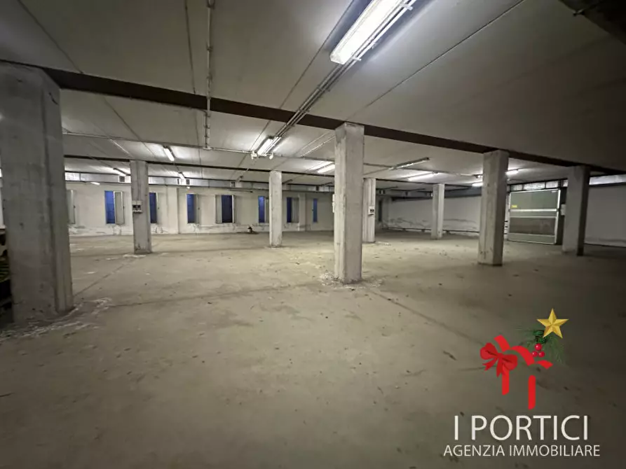 Immagine 10 di Capannone industriale in affitto  in Viale Kennedy a Scorzè