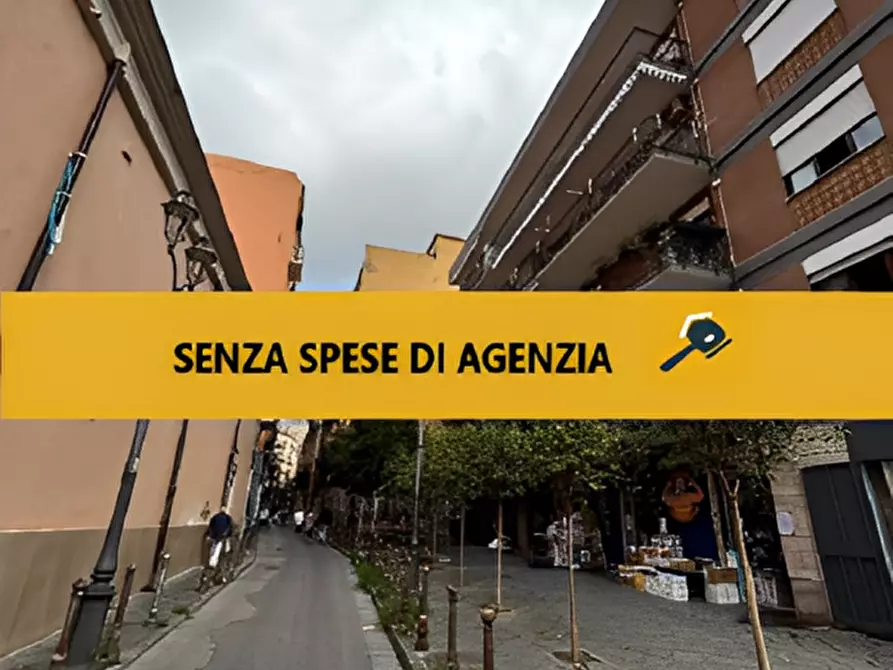 Immagine 1 di Appartamento in vendita  in Via Francesco Bellucci Sessa 3 a Portici